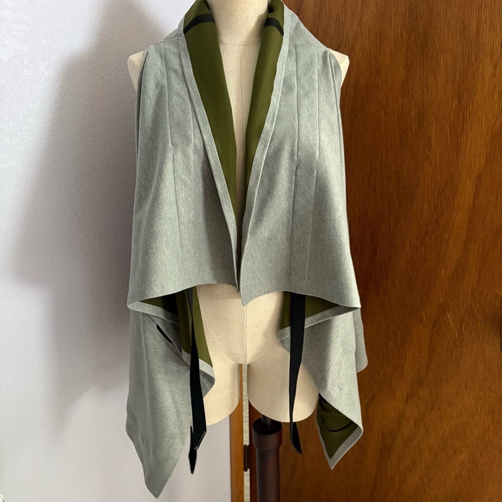 NIKE x JFS sz M Gray Green Tech Fleece Vest Cape Nikelab 718659